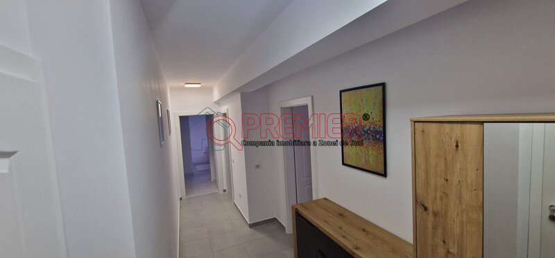 Grand Arena Mall, 3 camere la doar 91.900 Euro - Sector 4,